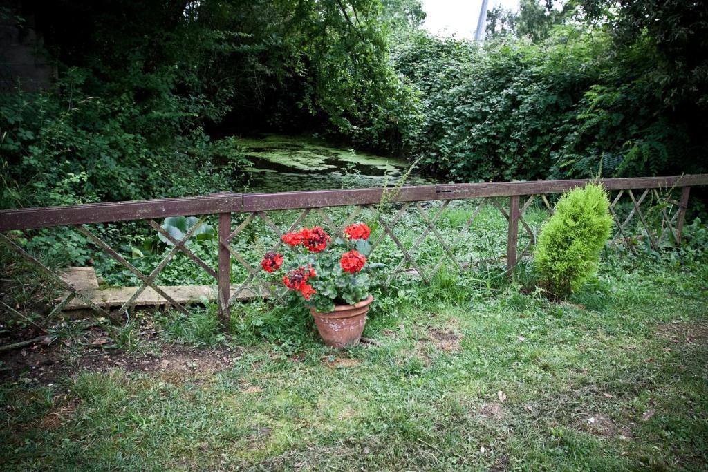 Domaine Le Chec Bed & Breakfast Saint-Ost Екстериор снимка